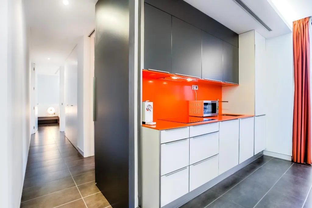 APARTMENT CAPACITY 3 TWO BEDROOMS Room, Cosmo Apartments Sants, Barcelona