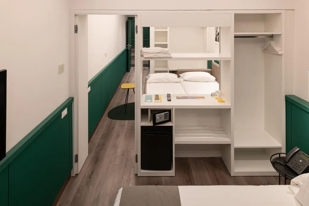 QUADRUPLE STANDARD Room, Smart Hotel - Naples Harbour, Naples