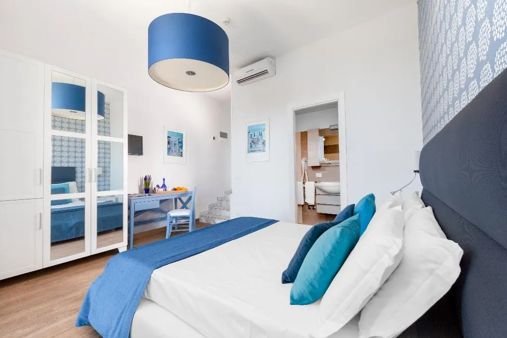 DOUBLE STANDARD Room, Vista Di Capri, Naples
