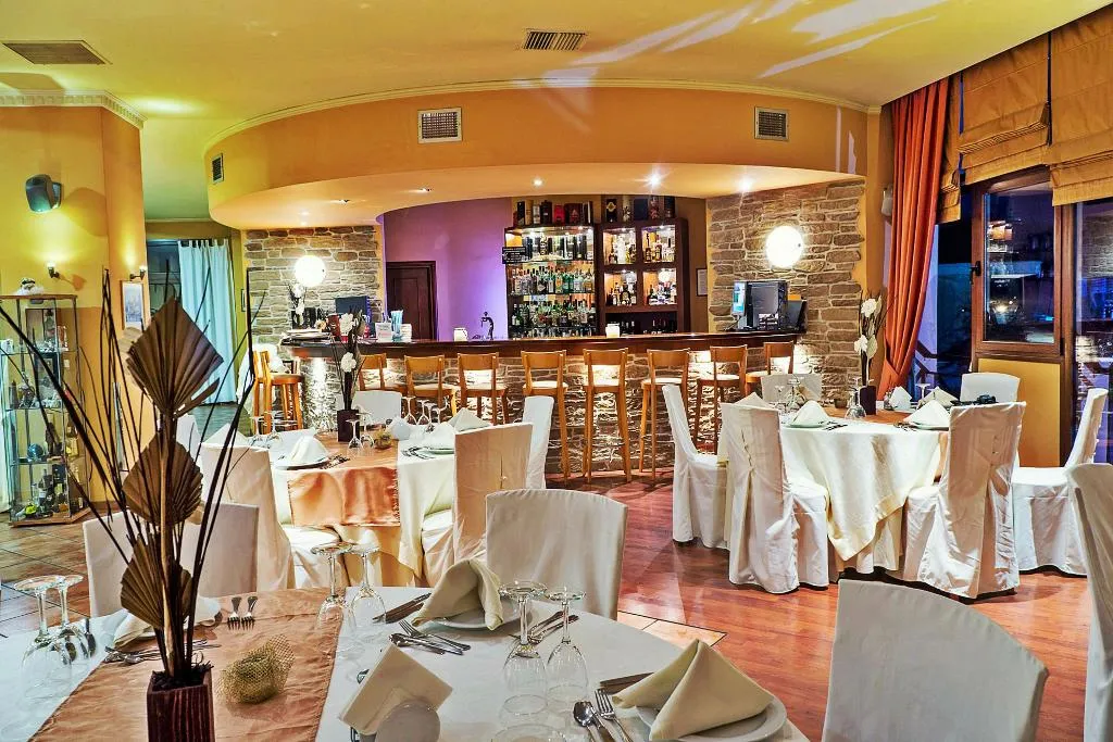 Bar, Ambassador Hotel Thessaloniki, Halkidiki
