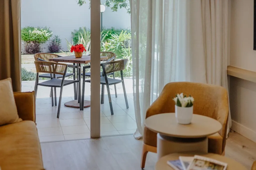 APARTMENT ONE BEDROOM Room, Melissi Beach Hotel & Spa, Cyprus