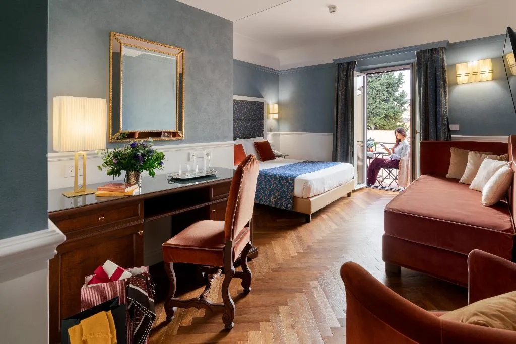 TRIPLE WITH BALCONY Room, Rivoli Boutique Hotel, Florence