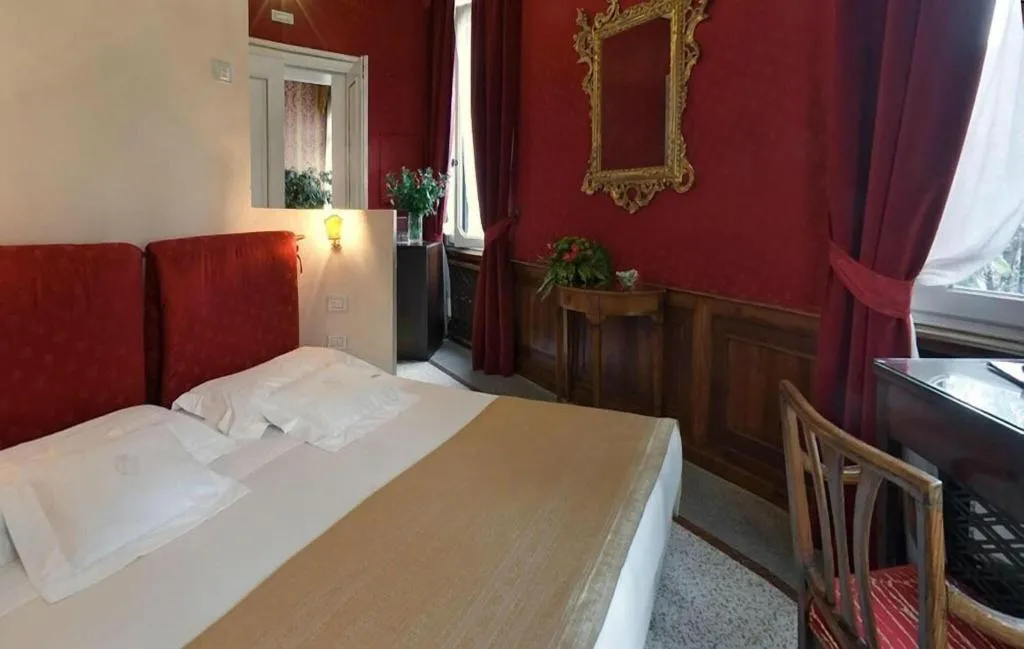 DOUBLE SUPERIOR Room, Ca' Nigra Lagoon Resort, Venice