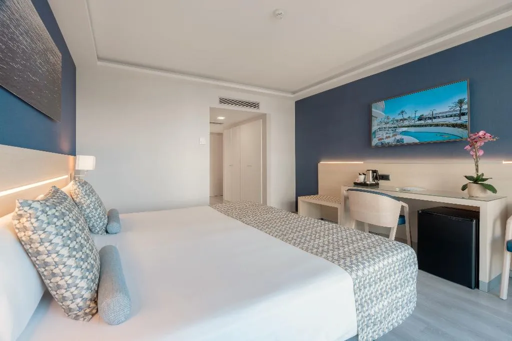 Double or Twin STANDARD Room, Calipolis, Costa Brava