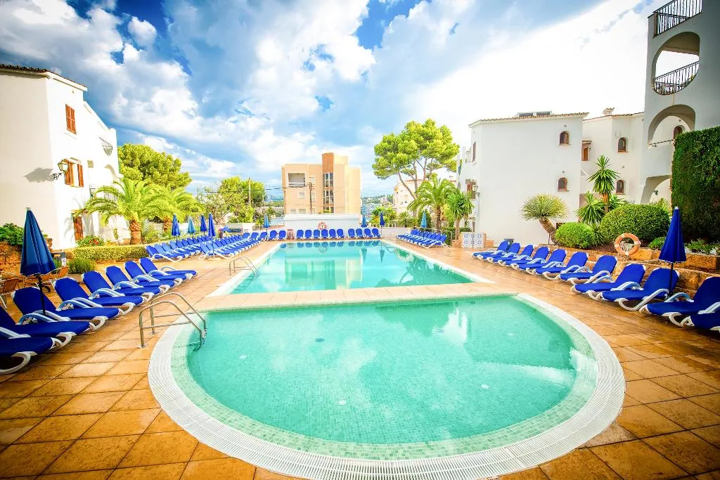 Pool, Flip Flop Surfing Playa Apartments, Majorca
