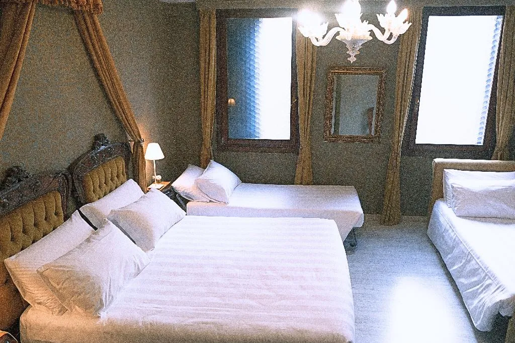 QUADRUPLE GRAND DELUXE Room, San Gallo, Venice