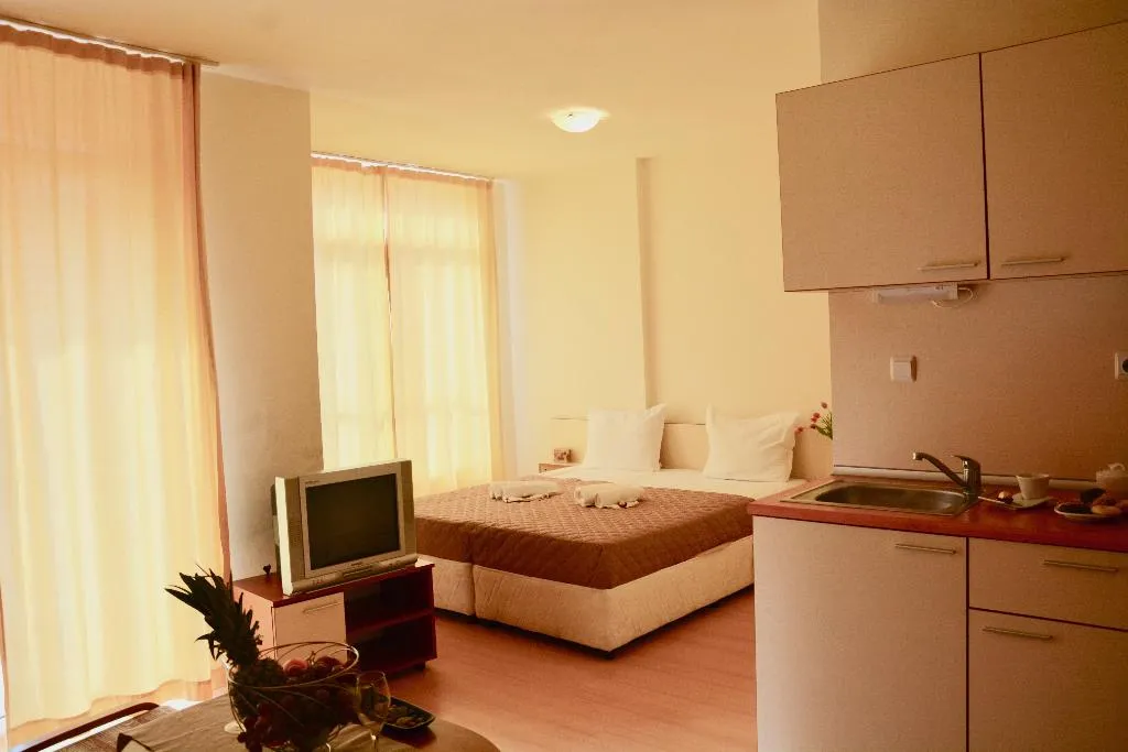 STUDIO STANDARD Room, Rainbow 2 holiday complex, Bourgas