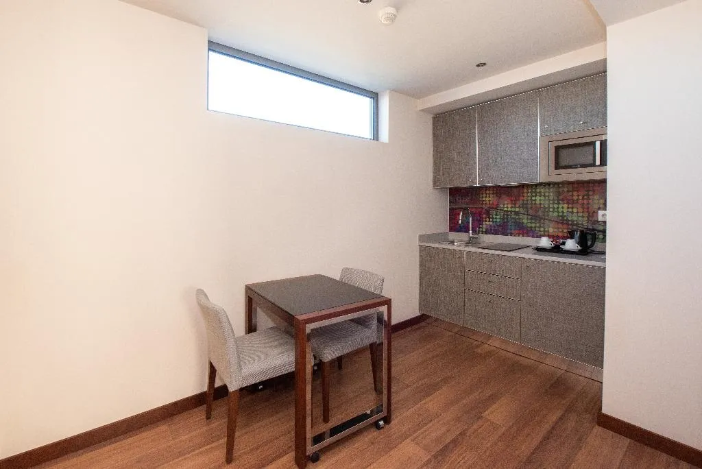 Double or Twin WITH TERRACE Room, Eurostars Oporto, Porto