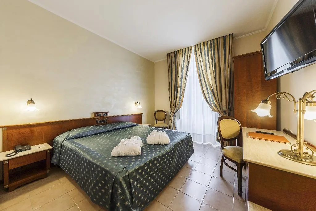DOUBLE CLASSIC Room, Grand Hotel Telese, Naples