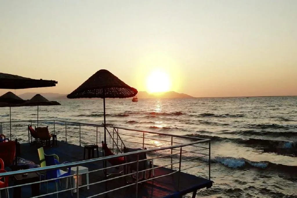 Terrace, Medos Hotel, Izmir