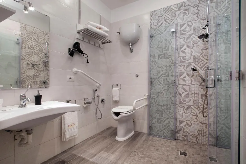 DOUBLE CLASSIC Room, Suite Dei Catalani, Naples