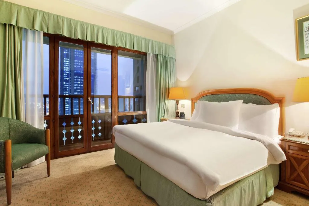 SUITE STANDARD Room, Cairo World Trade Center Hotel & Residences, Cairo