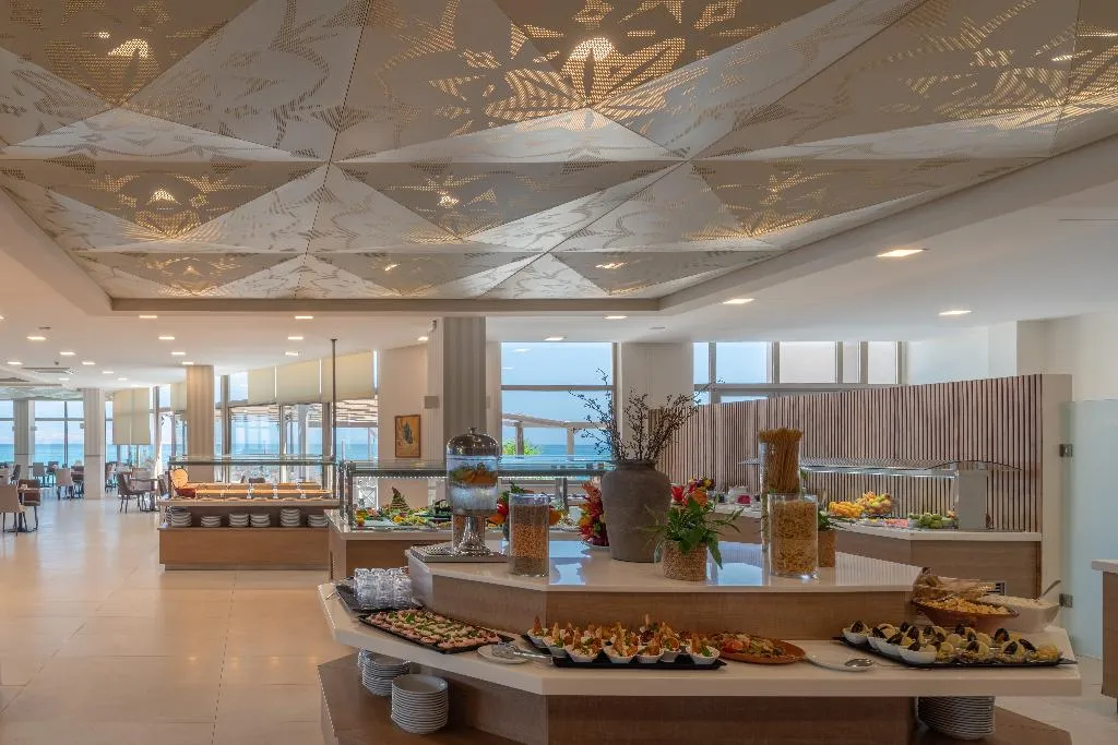 Restaurant, Themis Beach Hotel, Crete