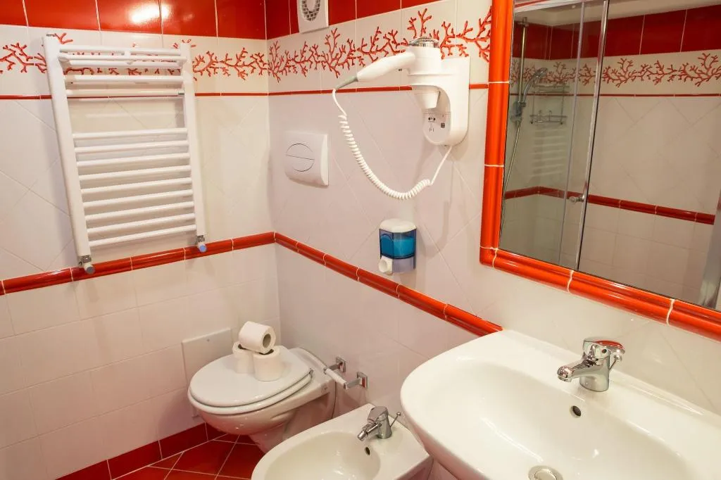 Room, Mergellina, Naples