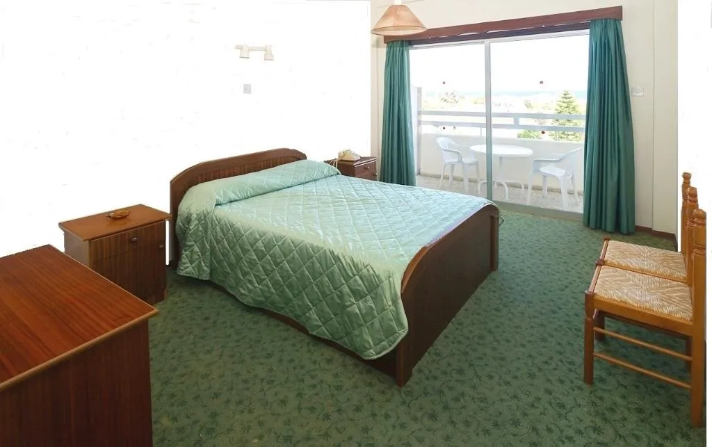 Room, Marion, Cyprus