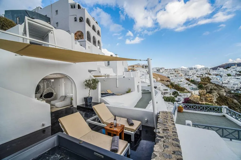 General view, Solstice Luxury Suites, Santorini