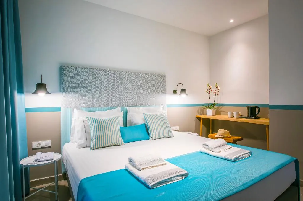 JUNIOR SUITE STANDARD Room, Solimar Turquoise, Crete