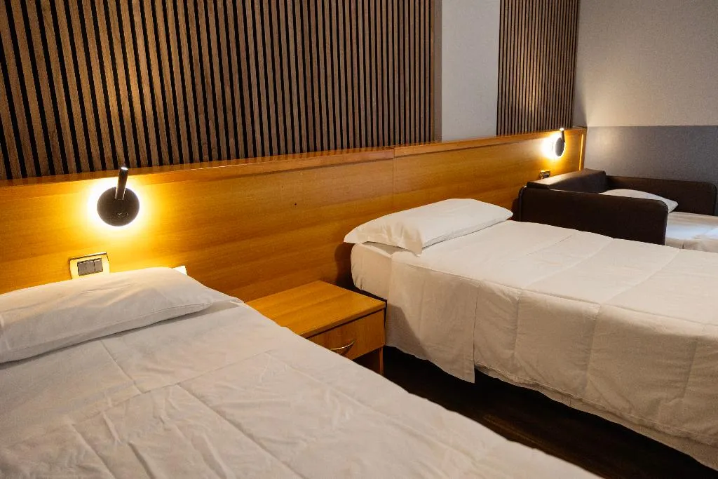 TRIPLE STANDARD Room, Scheppers Hotel, Rome