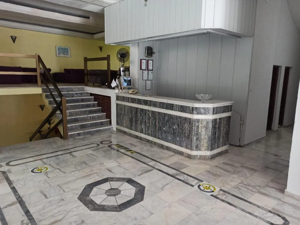 Lobby, Dias, Izmir