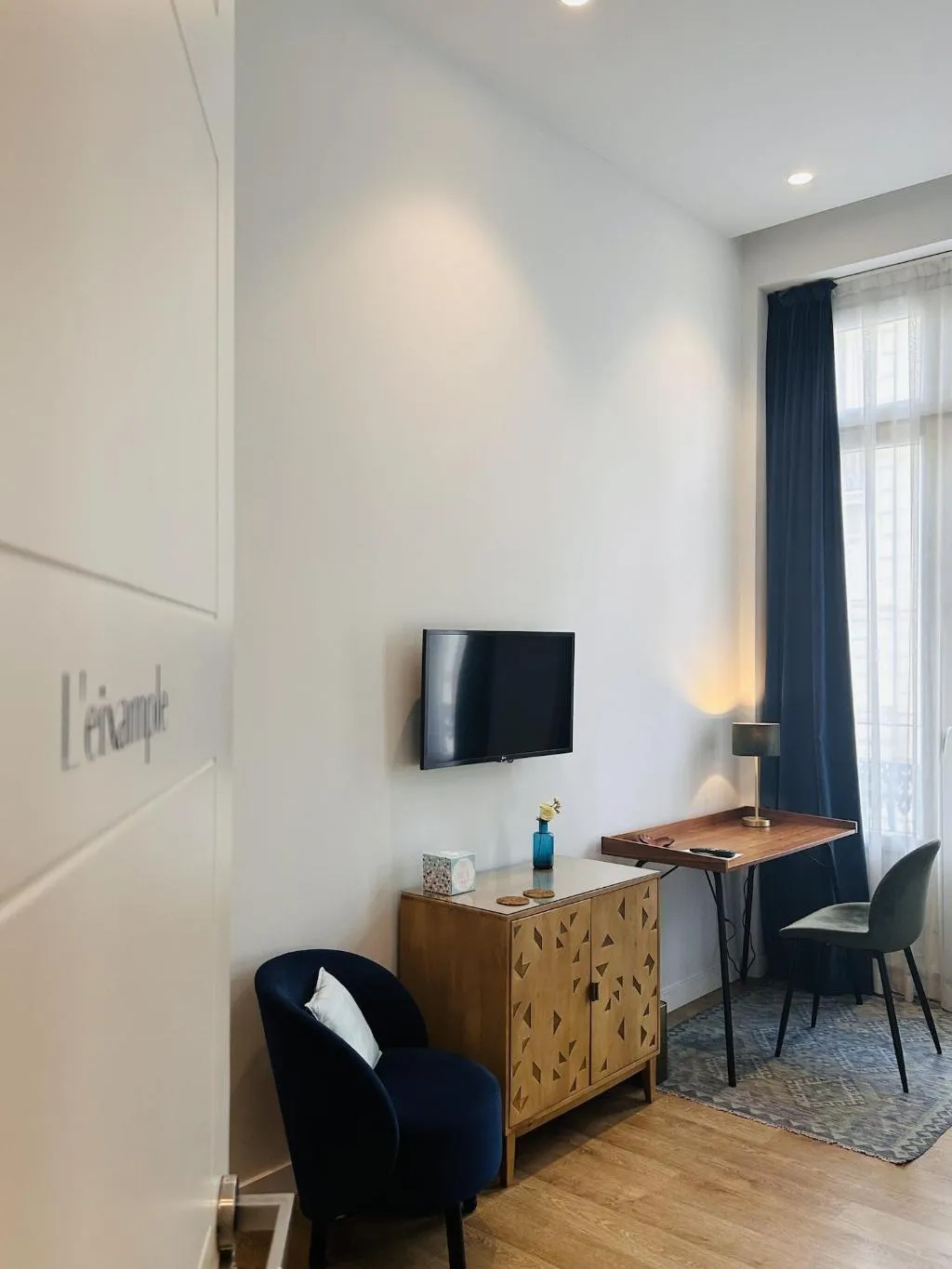 Room, L'Esplai Valencia, Valencia
