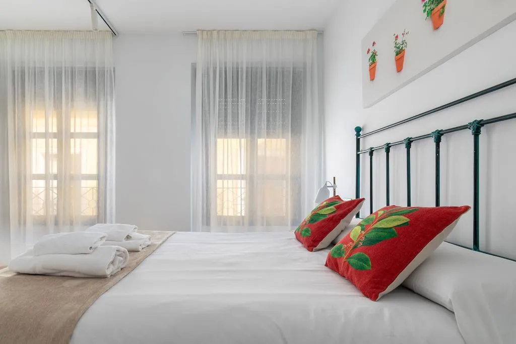 APARTMENT DUPLEX Room, Holiday Rentals Tempa Museo, Seville