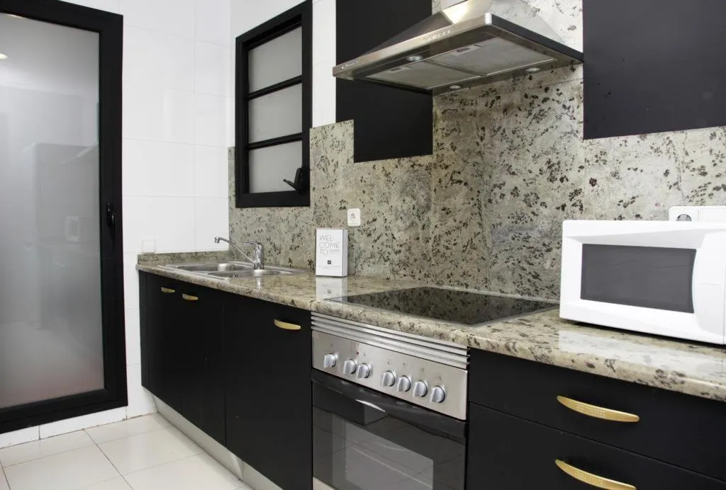 APARTMENT CAPACITY 3 TWO BEDROOMS Room, L'Aragó by The Streets, Barcelona