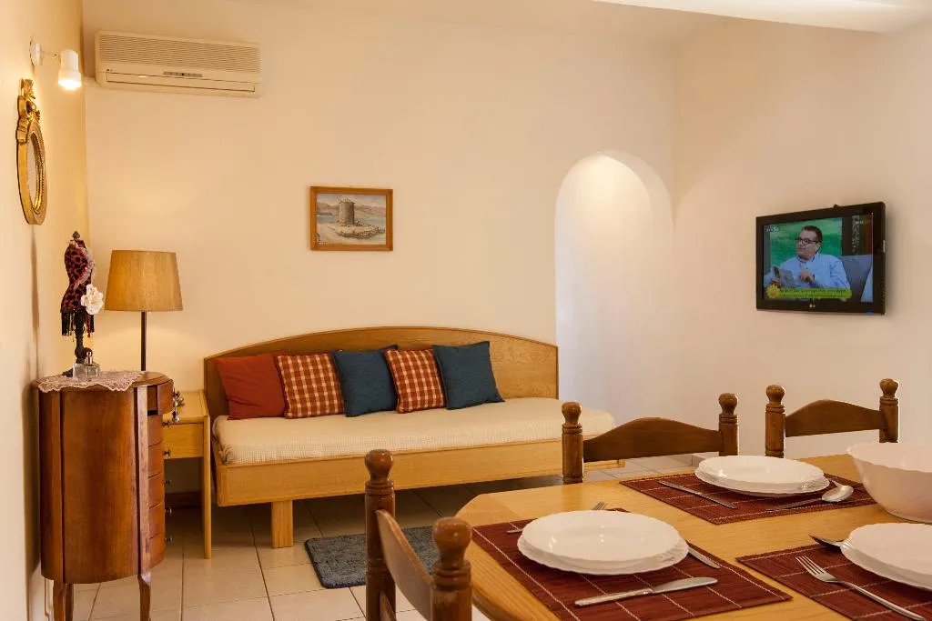 APARTMENT DELUXE TWO BEDROOM Room, Villa Mare Monte, Crete
