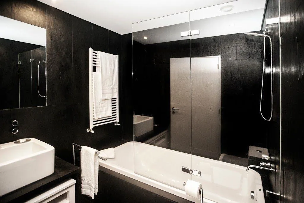 Room, In Porto Gallery Guesthouse, Porto