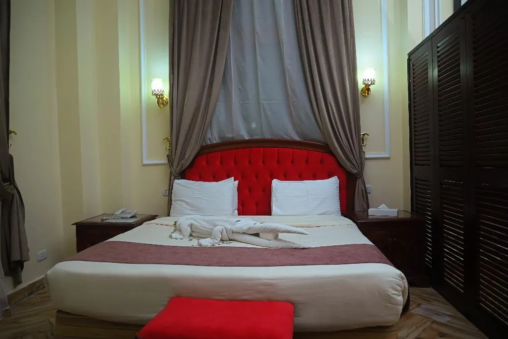 SINGLE DELUXE Room, Cosmopolitan Cairo Hotel, Cairo