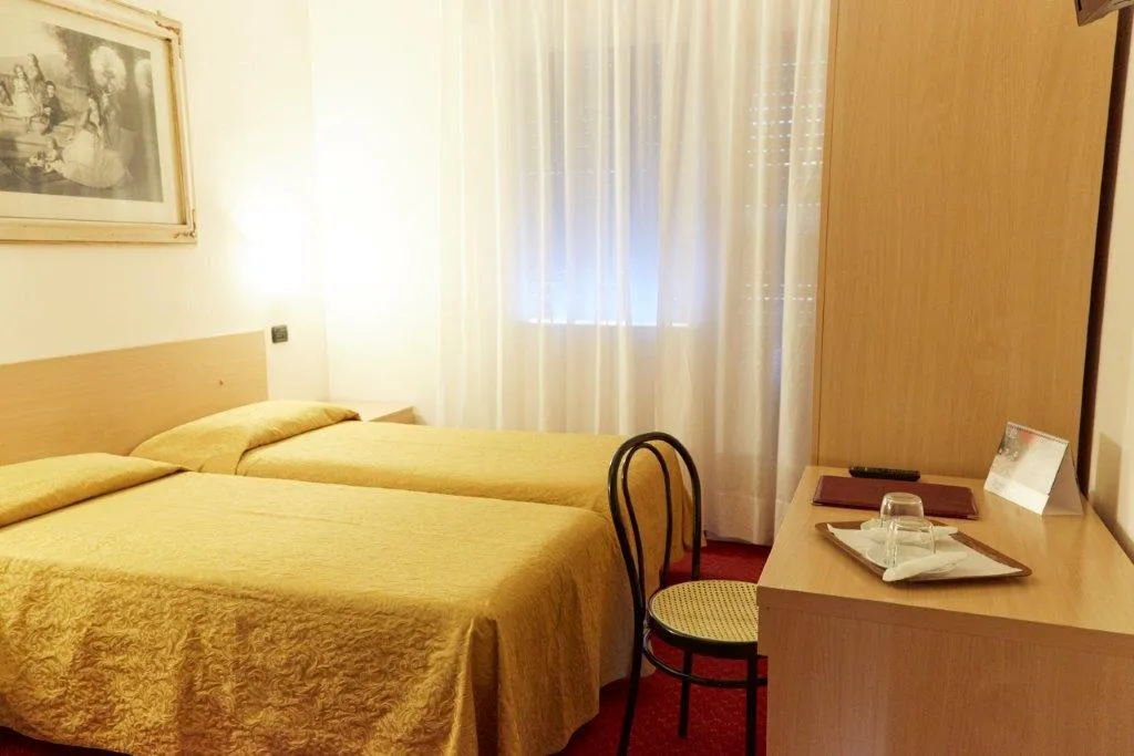 Room, Hotel Villa Adele, Venice