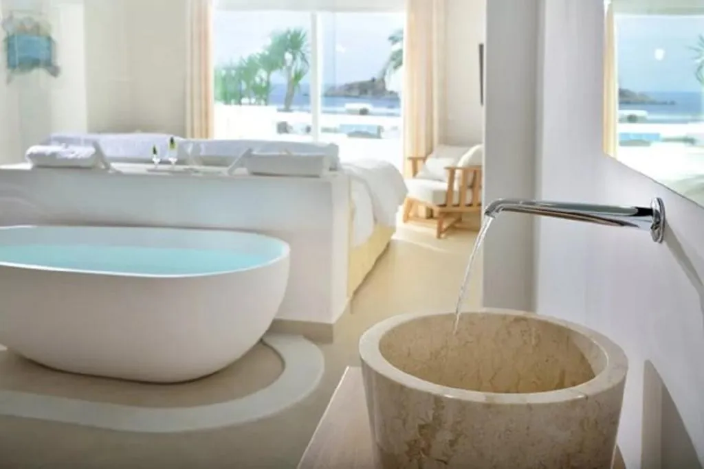 SUITE WITH PRIVATE POOL Room, Nissaki Boutique Hotel, Mykonos