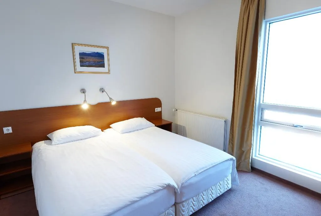 QUADRUPLE STANDARD Room, Fosshotel Baron, Reykjavik