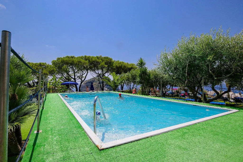 Pool, Casa Adolfo, Naples