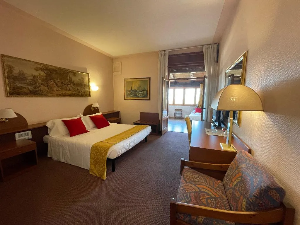 QUADRUPLE STANDARD Room, New Hotel Genziana, Venice