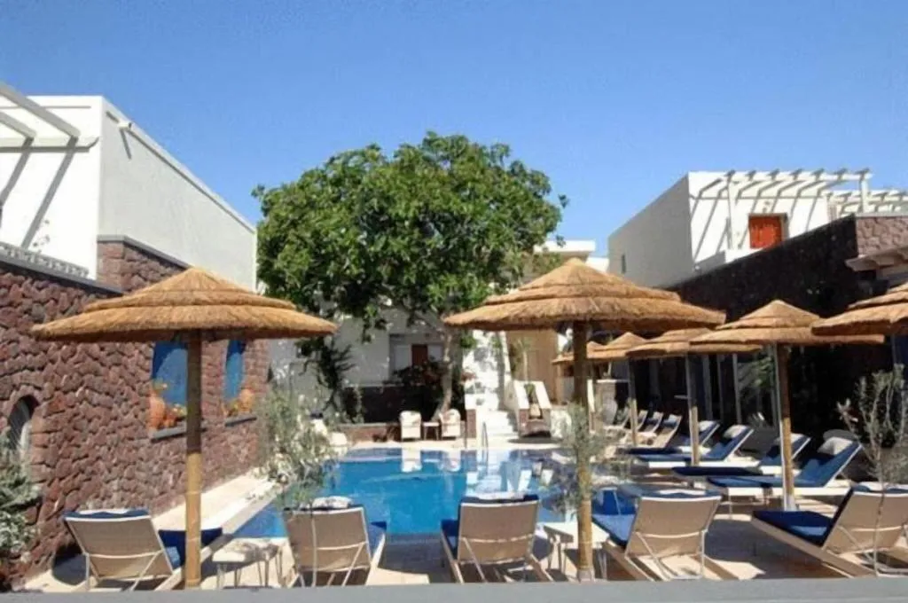 Pool, Elixir Studios, Santorini