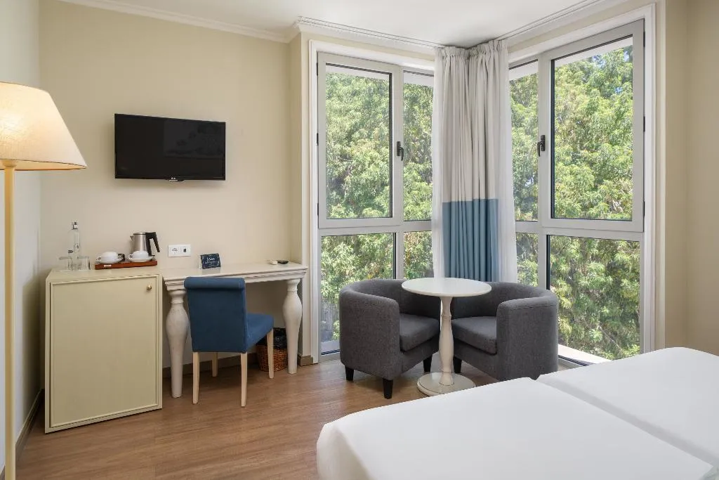 Double or Twin SUPERIOR Room, Madeira, Madeira