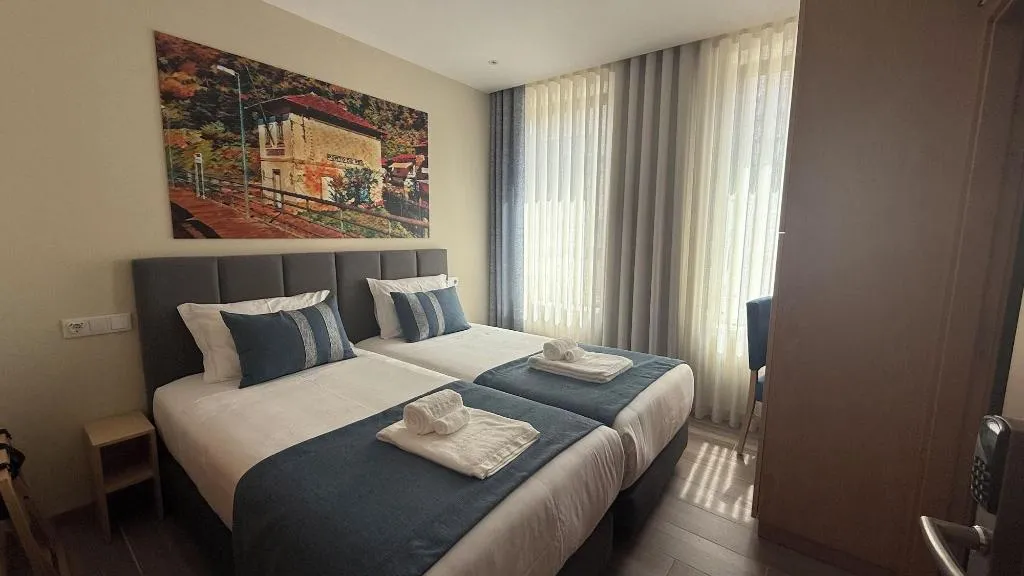 Room, Oporto Station Hostel & Rooms, Porto