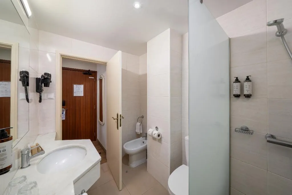 DOUBLE SUPERIOR WITH BALCONY Room, Madeira, Madeira