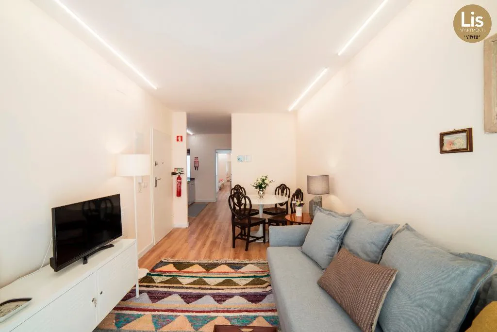 APARTMENT CAPACITY 4 ONE BEDROOM Room, Lis Apartments, Lisbon