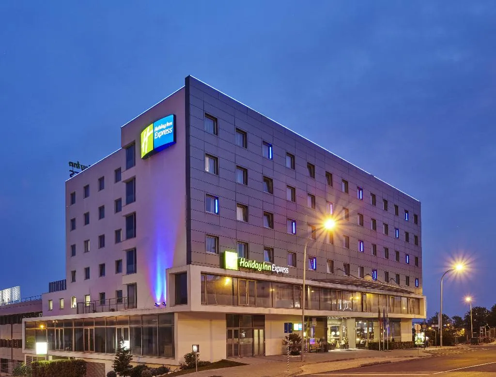 General view, Holiday Inn Express Lisbon Airport, Lisbon
