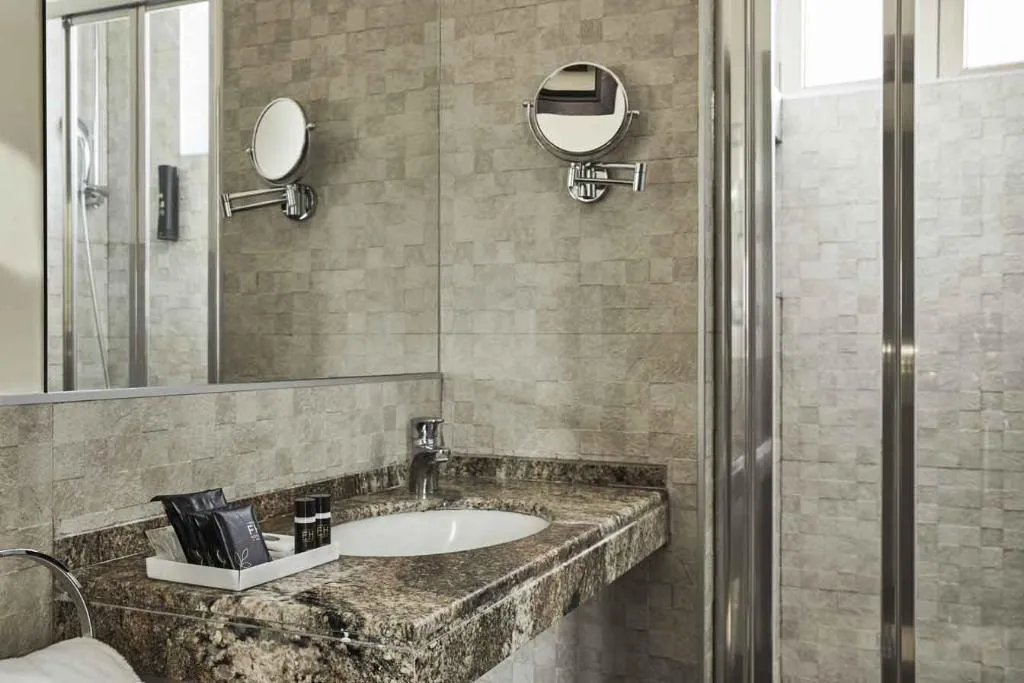 TRIPLE CLASSIC Room, Grand Hotel Palatino, Rome