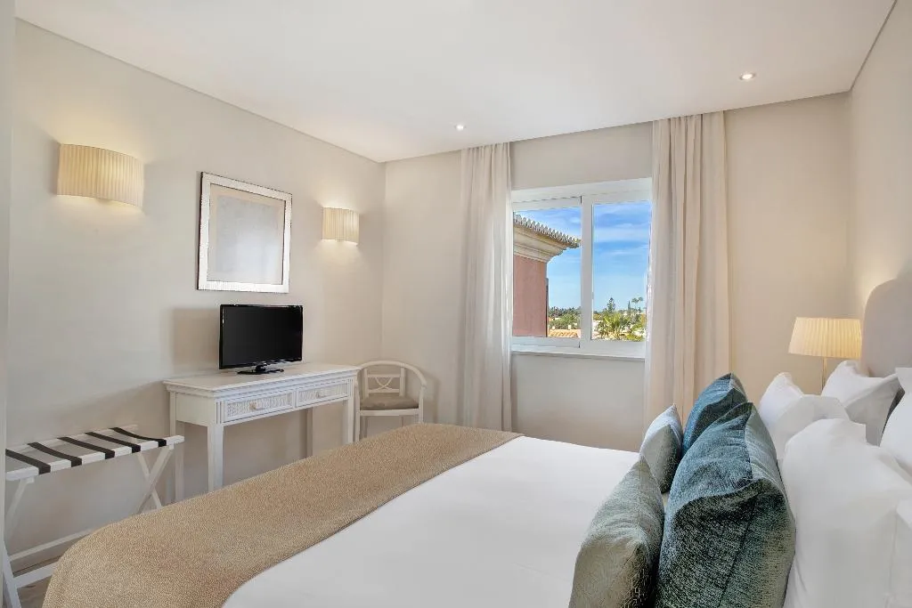 TOWNHOME POOL VIEW Room, Monte Santo Resort, Algarve