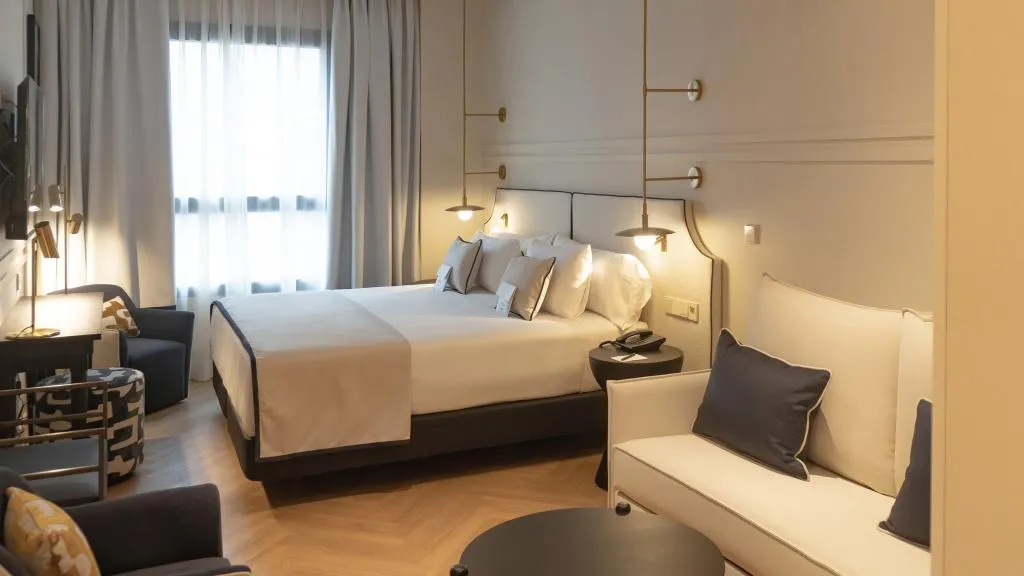Double or Twin STANDARD Room, Sercotel Sevilla Don Luciano, Seville