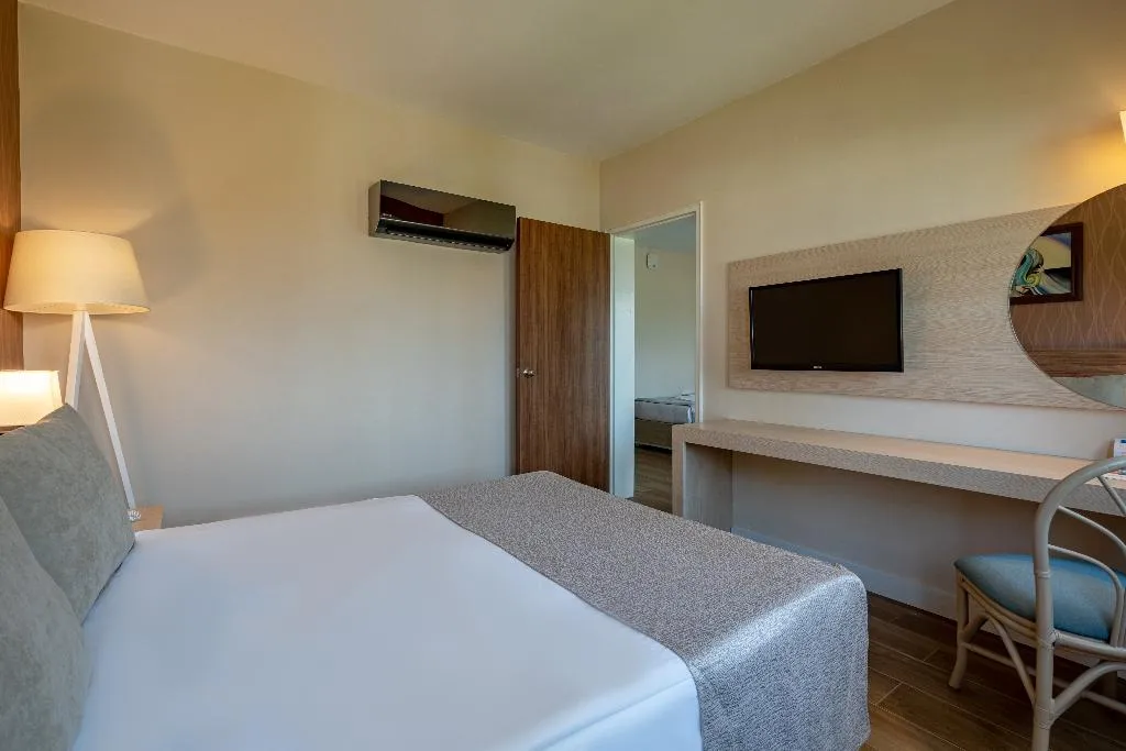 FAMILY ROOM TWO BEDROOMS Room, Justiniano Park Conti, Antalya