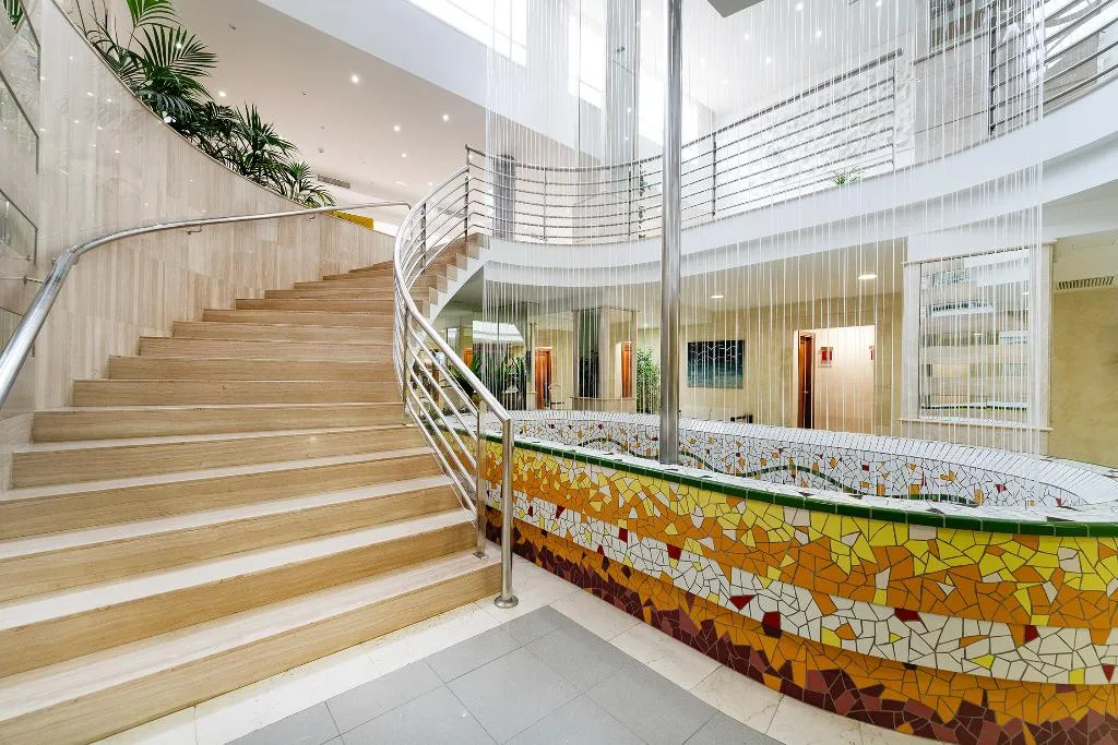 Lobby, Timor, Majorca