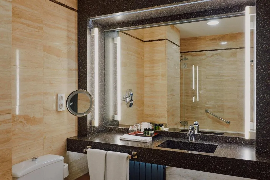 DOUBLE QUEEN SIZE BED Room, Catalonia Boulevard, Barcelona
