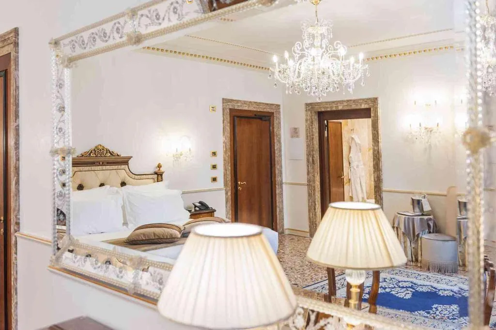 JUNIOR SUITE STANDARD Room, Ai Cavalieri Di Venezia, Venice
