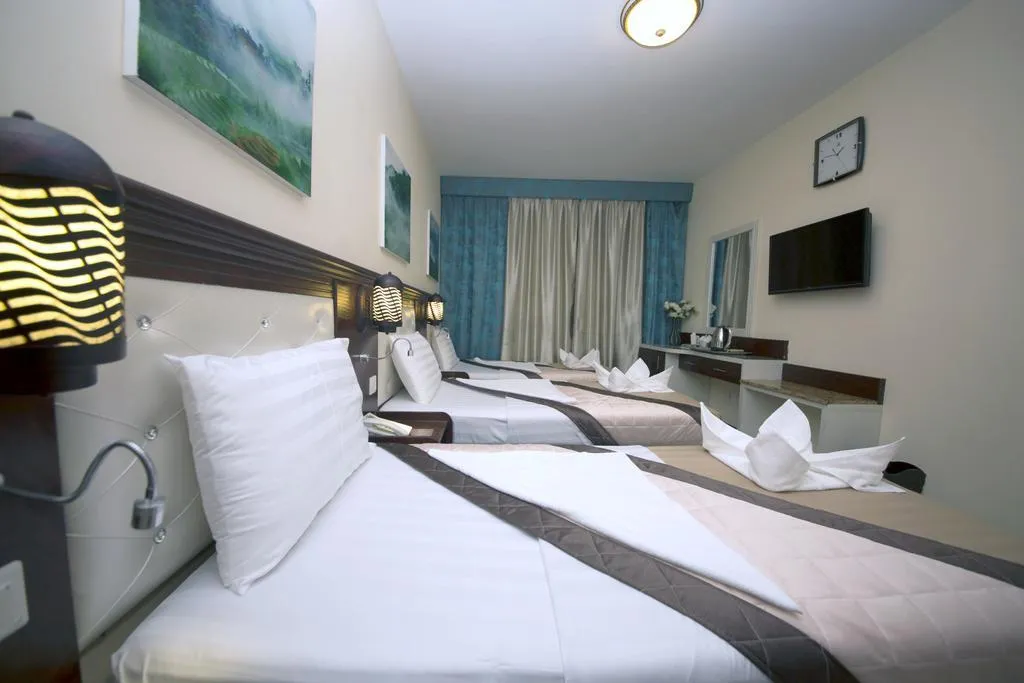 TRIPLE STANDARD Room, Mariana Hotel, Dubai