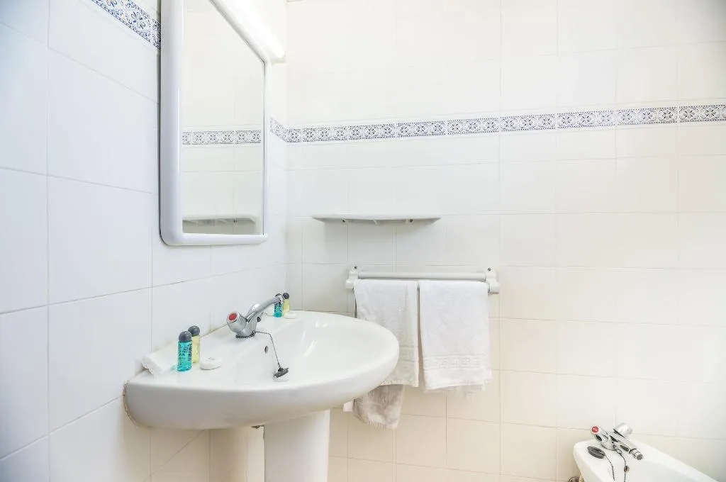 Room, Orosol, Ibiza