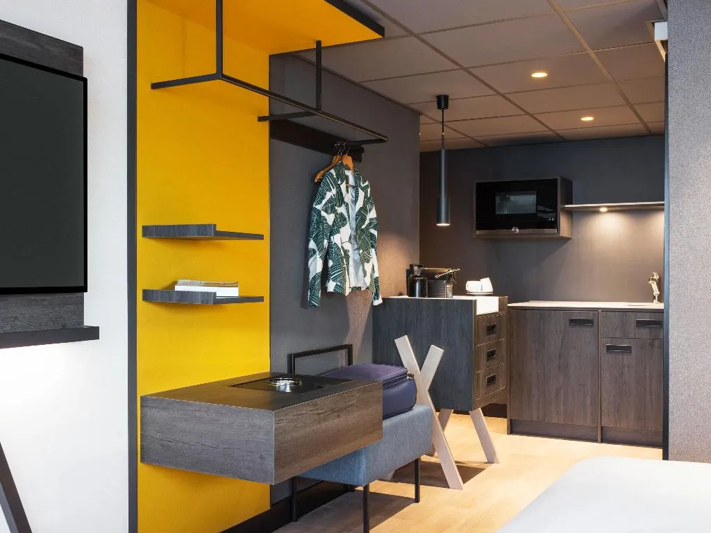 JUNIOR SUITE STANDARD Room, Mercure Amsterdam City Hotel, Amsterdam